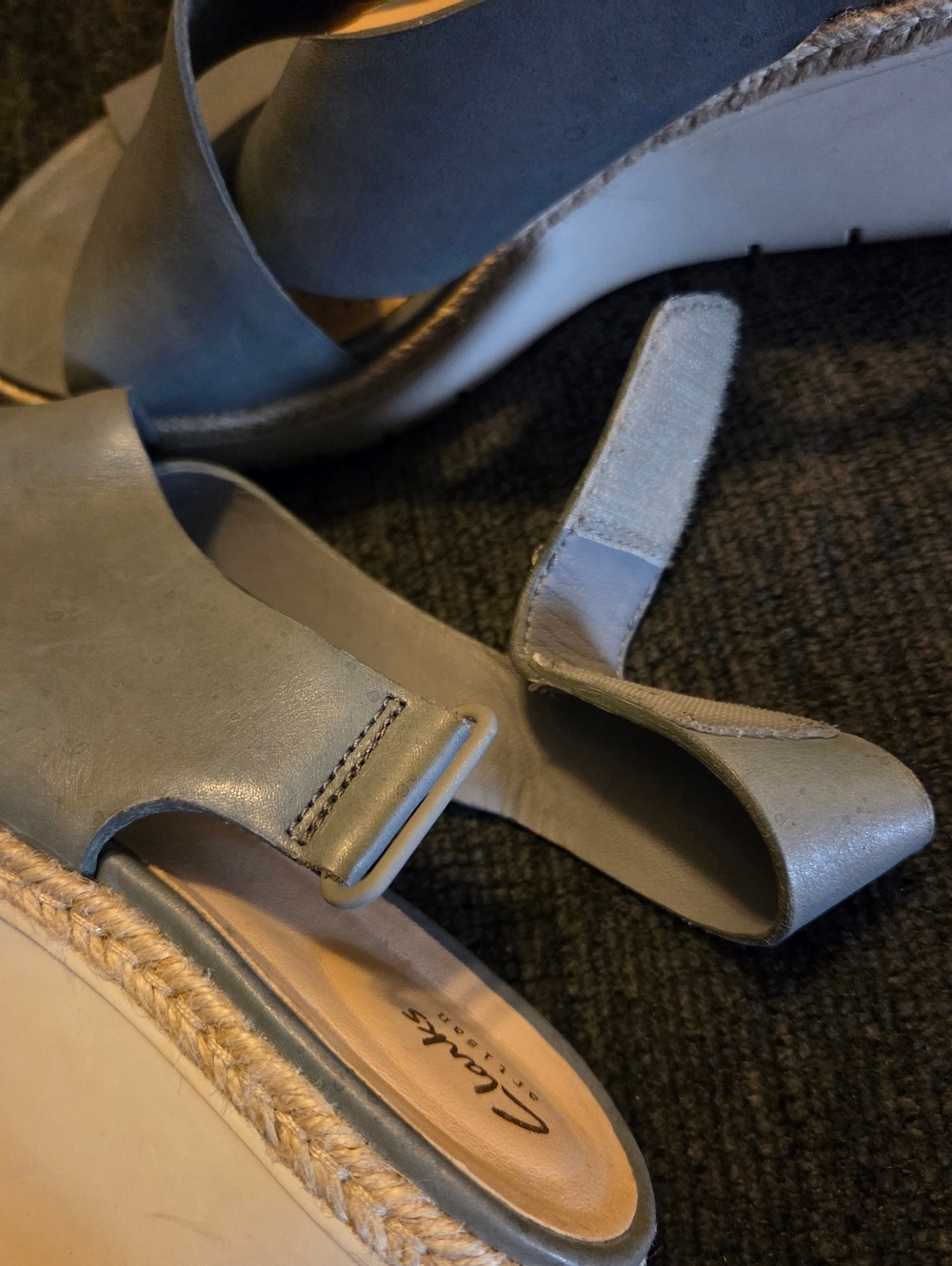 Clarks Blue Leather Wedge Slingback Sandals. Size 10 - Picture 5 of 9